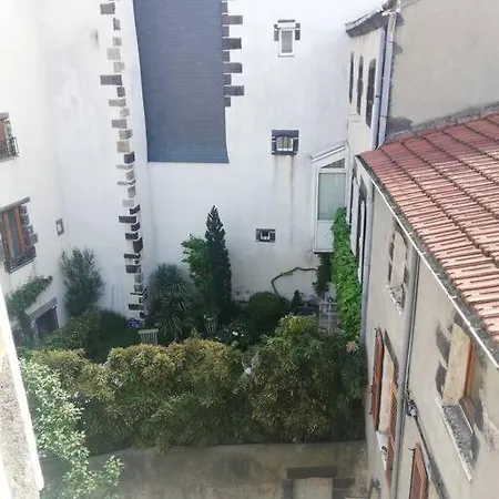 Studio Sous Les Toits Paisible Apartment *