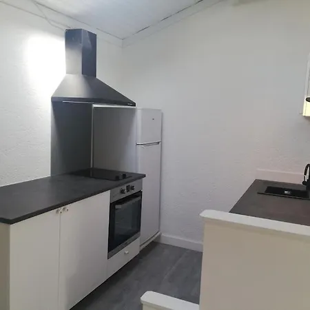 Studio Sous Les Toits Paisible Apartment Clermont-Ferrand